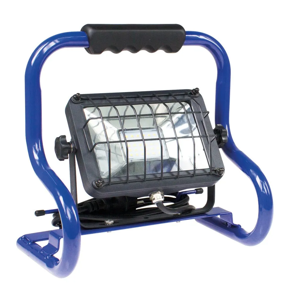 Slimline mobiler CHIP-LED-Strahler 20W, 2m leichte Gummischlauchleitung H05RN-F 3G1,0, Lichtstrom: ca. 1700Lm